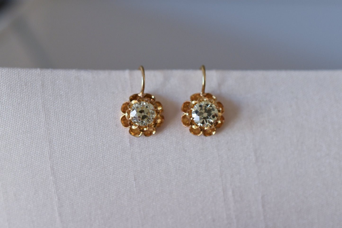 1.00ct Antique 18ct Gold Buttercup Solitaire Diamond Earrings - Victorian Diamond Earrings