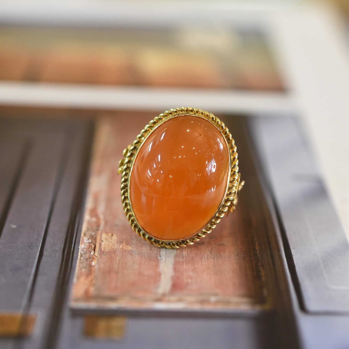 Vintage Italian 18K Gold Carnelian Ring with Floral Details