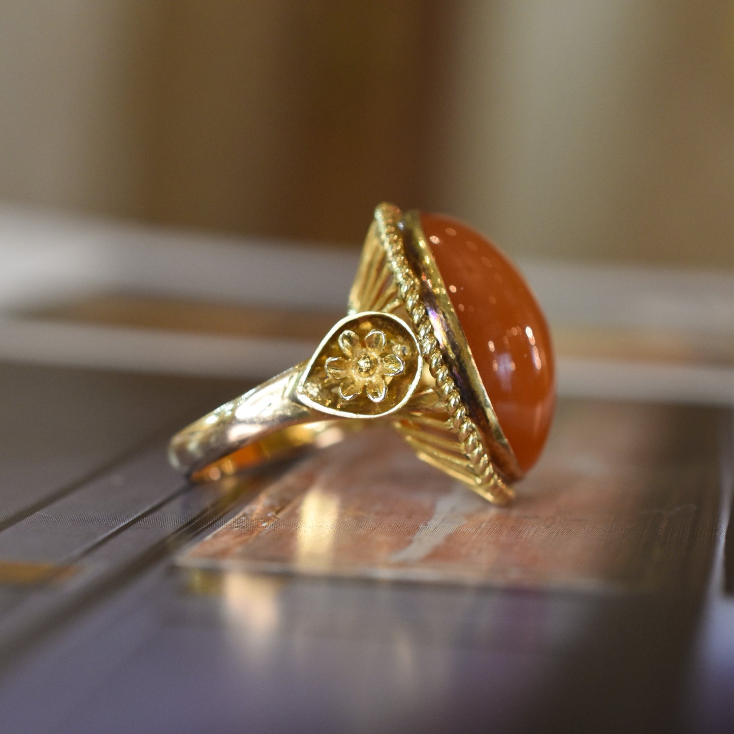 Vintage Italian 18K Gold Carnelian Ring with Floral Details