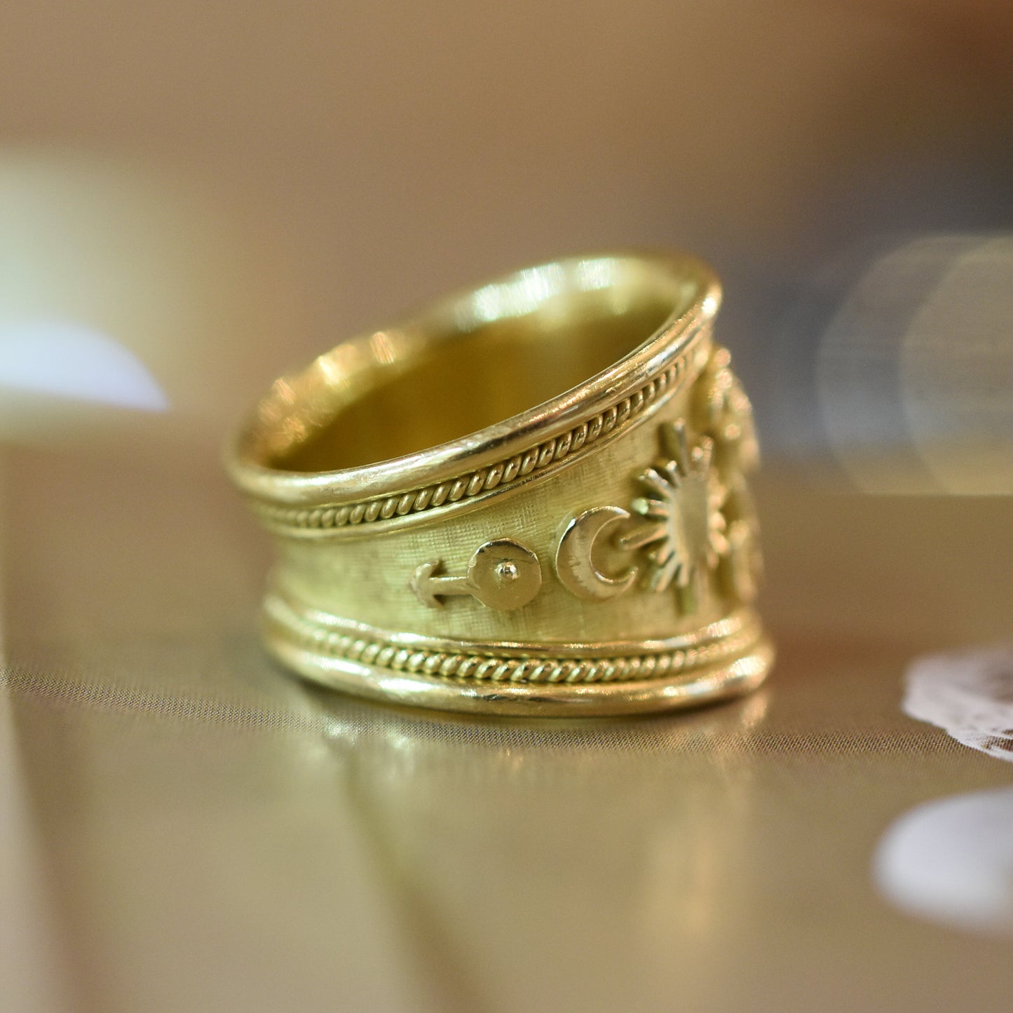 Elizabeth Gage Capricorn Zodiac 18k Gold and Diamond Band Ring