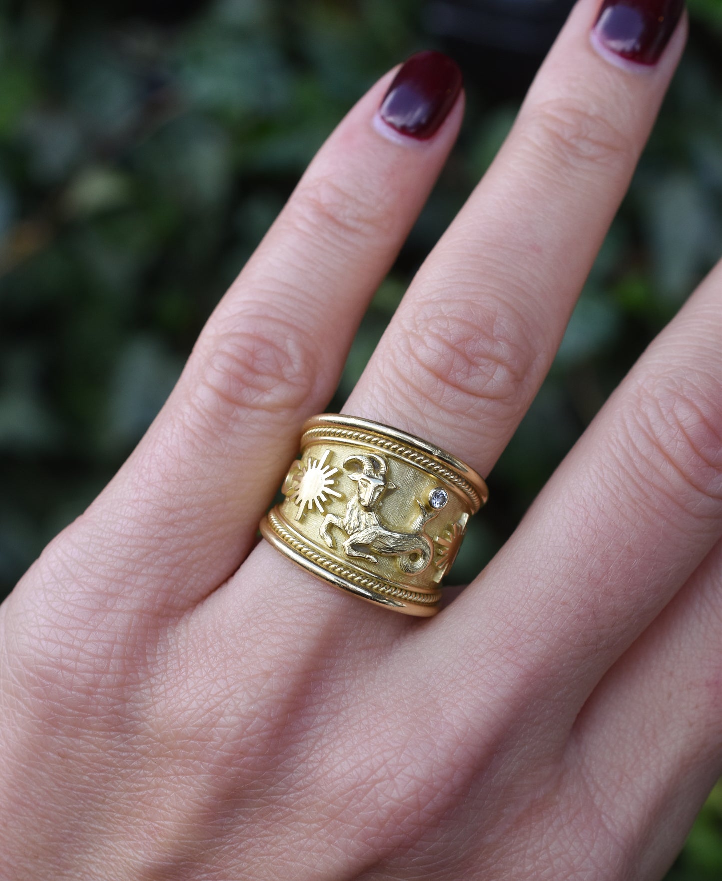 Elizabeth Gage Capricorn Zodiac 18k Gold and Diamond Band Ring