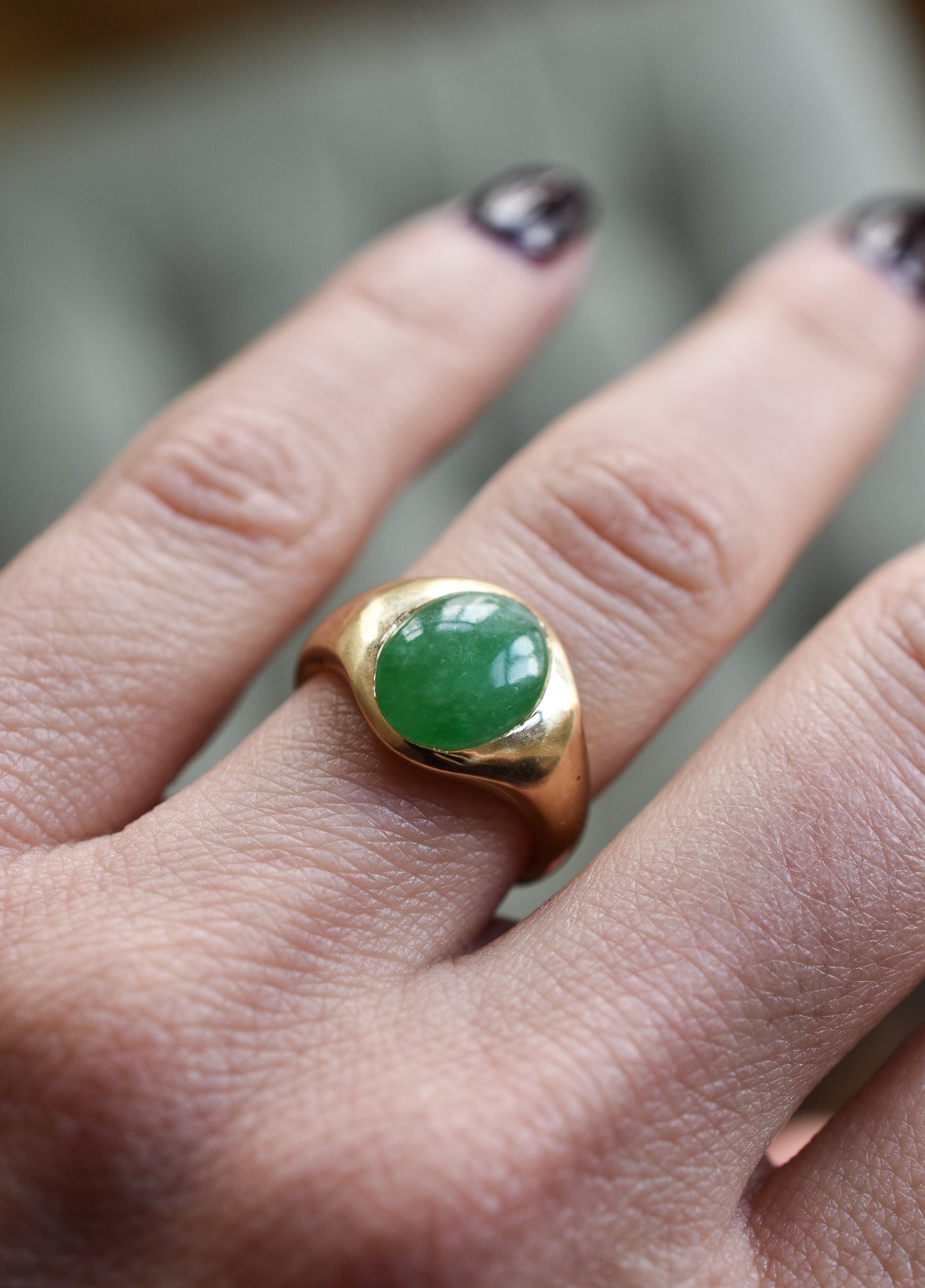 3ct Natural Untreated 'Type A' Jade Signet Ring in 18K Yellow Gold