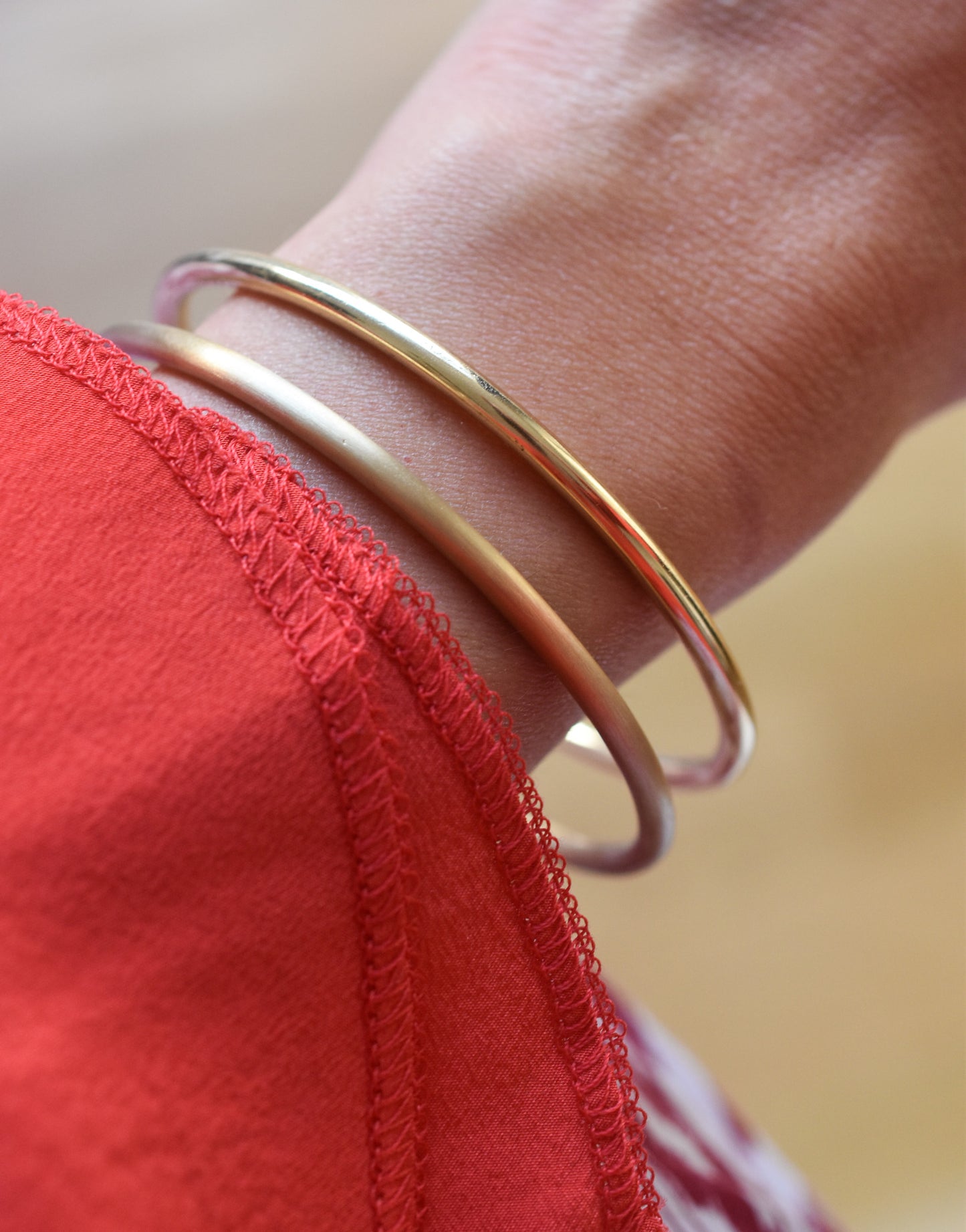 Classic Handmade Solid 18K Yellow Gold Bangle (16 grams)