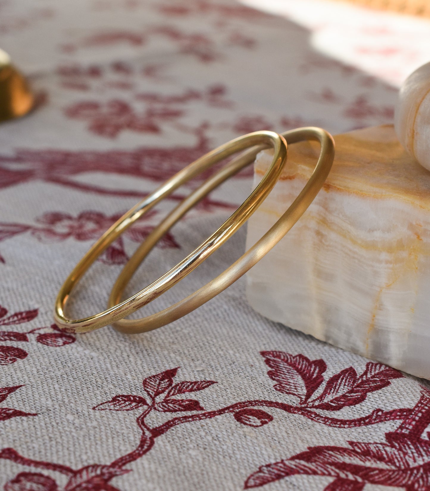 Classic Handmade Solid 18K Yellow Gold Bangle (16 grams)