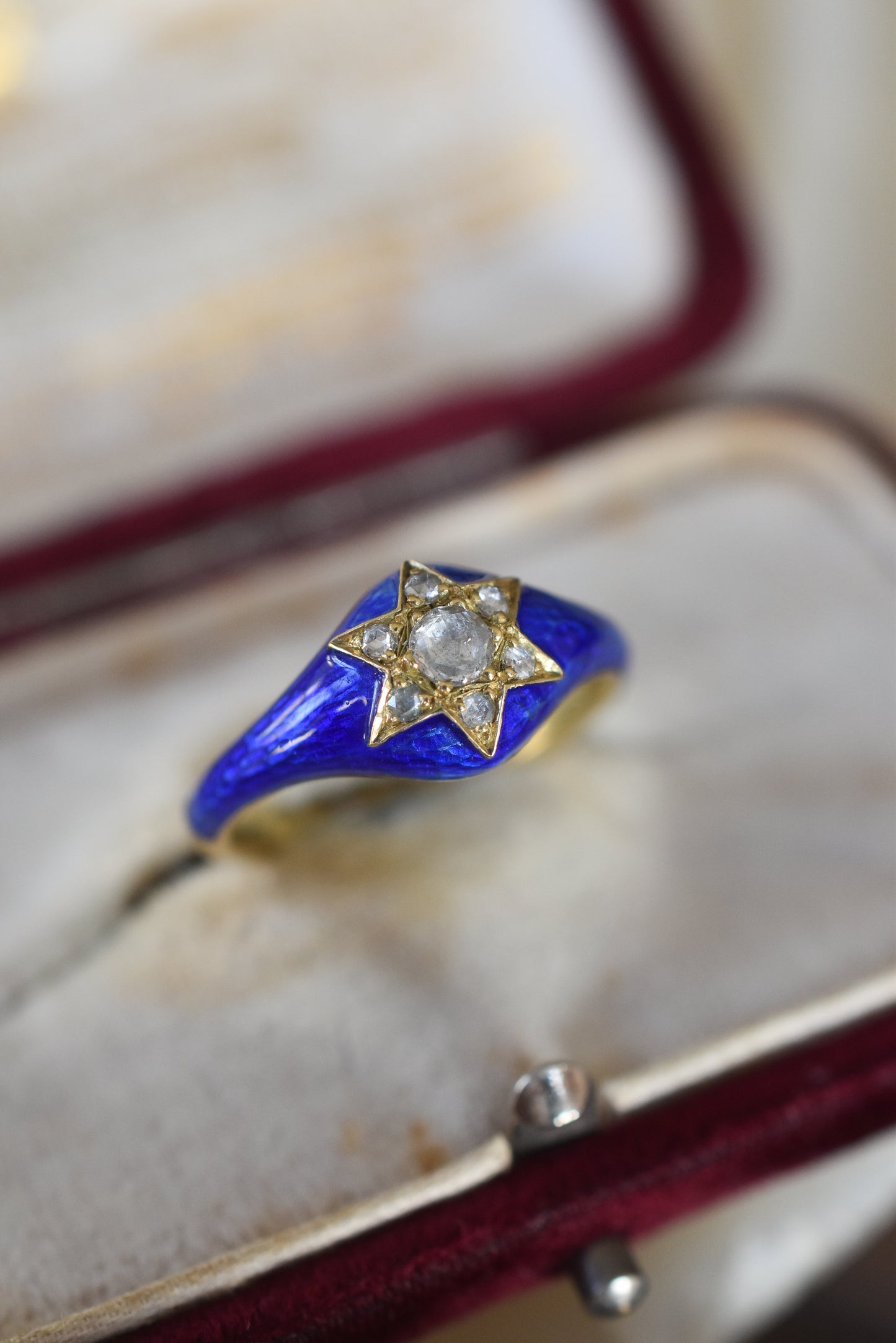 Blue Enamel and Rose cut Diamond Star Ring in 18k Yellow Gold