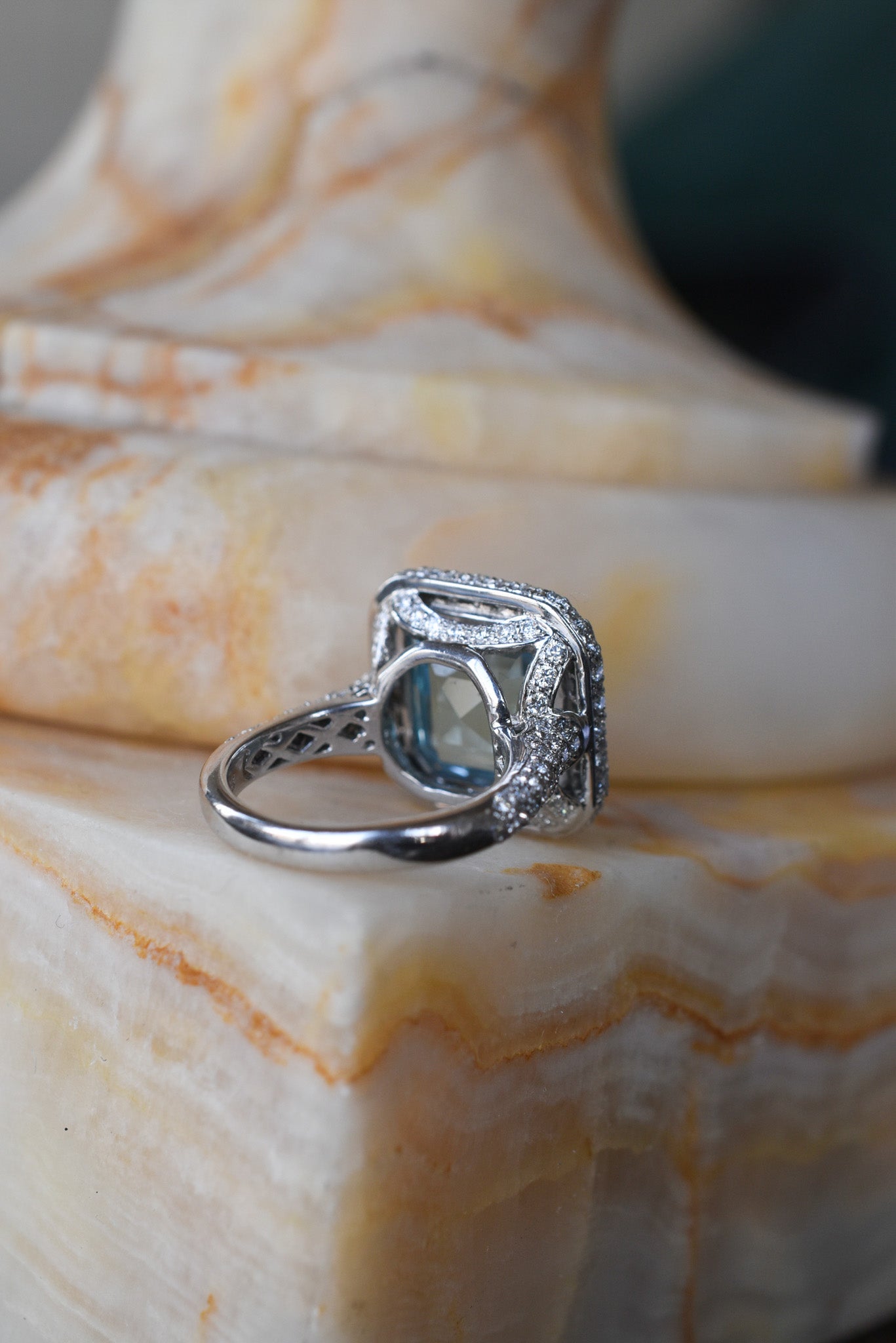 15ct Natural Topaz and Diamond 18k Gold Cocktail Ring