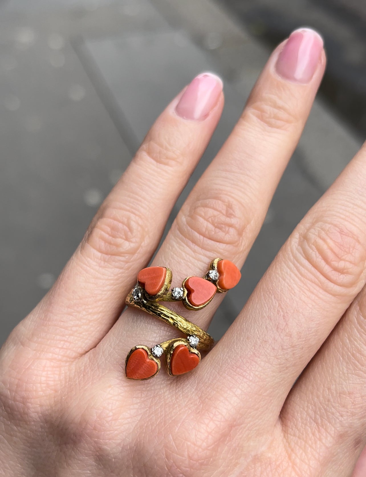 1970s Coral and Diamond 18k Gold Textured Heart Dress Ring