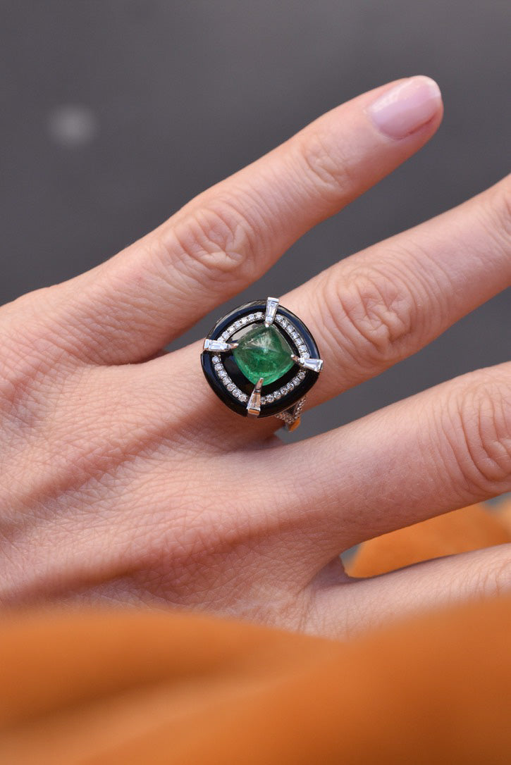 Vintage 2.50ct Emerald, Onyx and Diamond Ring in 18k White Gold