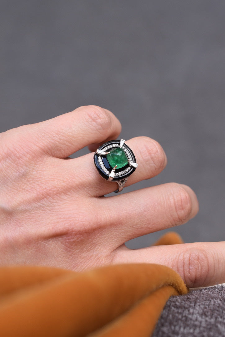 Vintage 2.50ct Emerald, Onyx and Diamond Ring in 18k White Gold