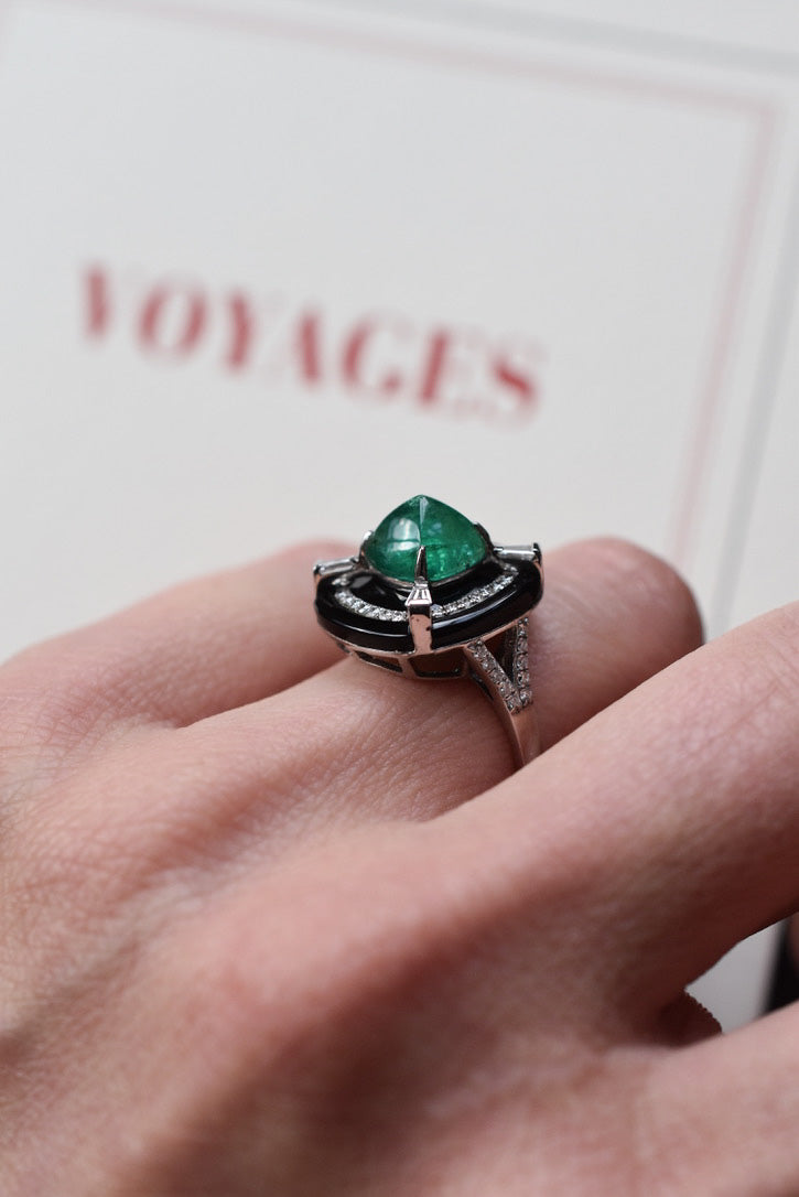 Vintage 2.50ct Emerald, Onyx and Diamond Ring in 18k White Gold