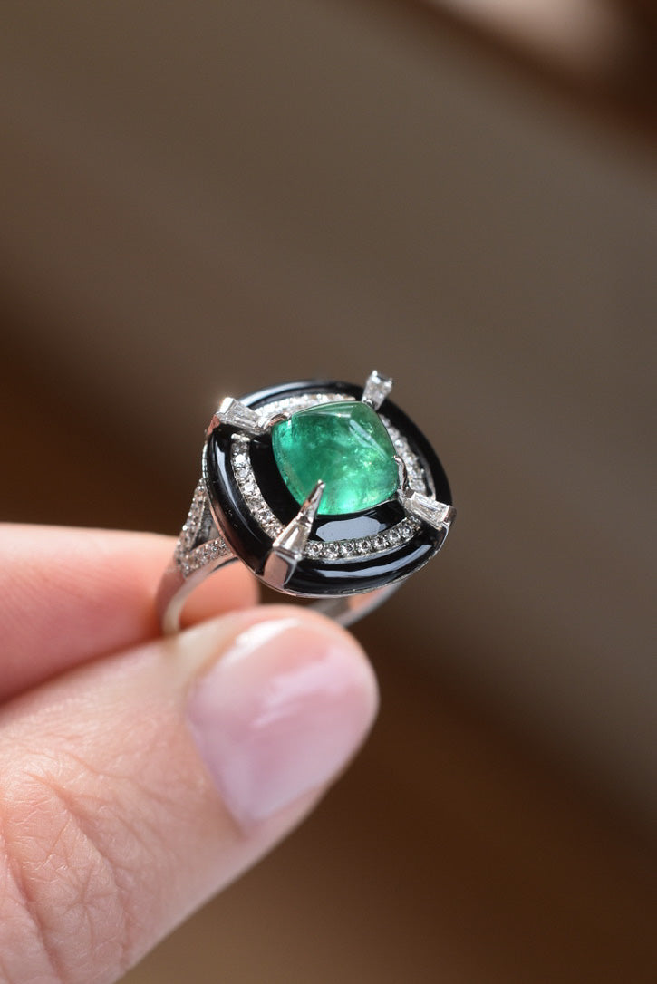 Vintage 2.50ct Emerald, Onyx and Diamond Ring in 18k White Gold