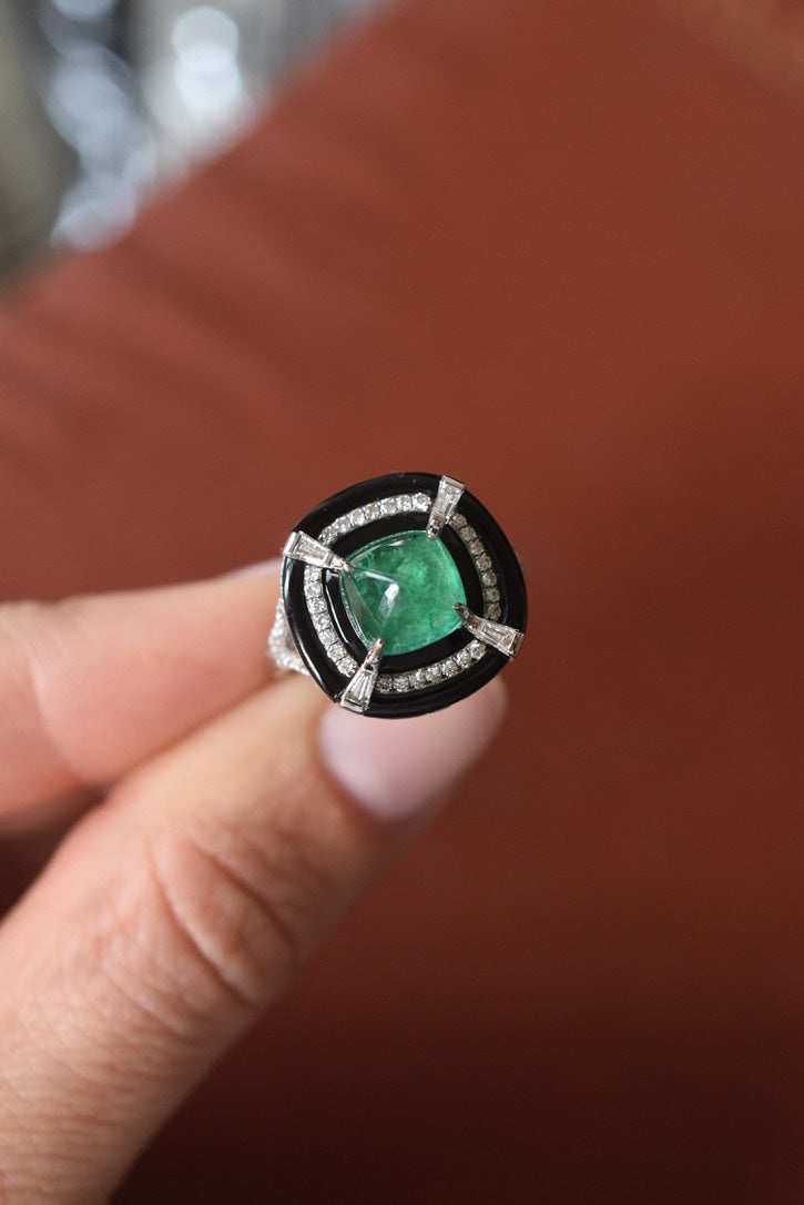 Vintage 2.50ct Emerald, Onyx and Diamond Ring in 18k White Gold