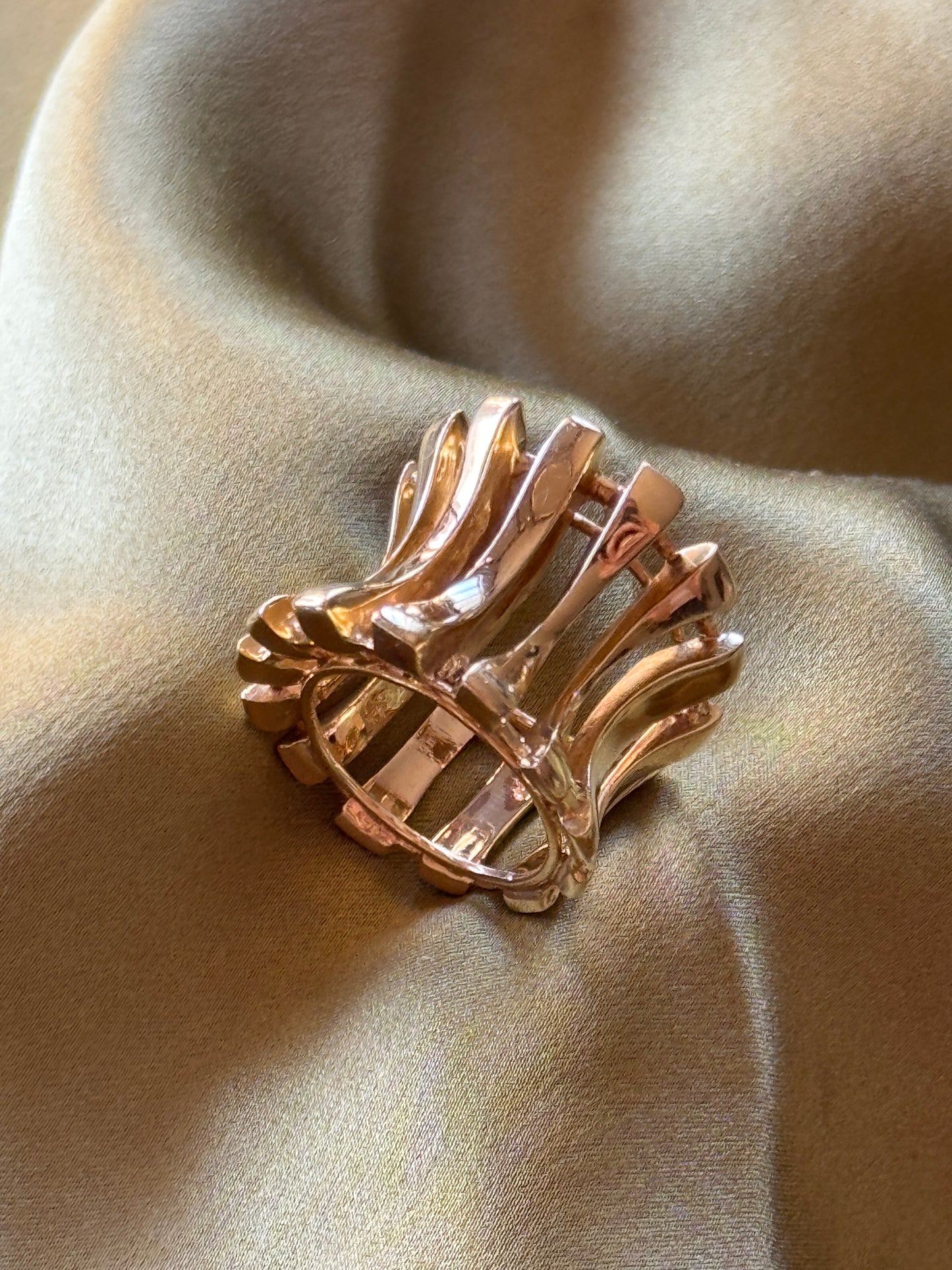A Modernist Sculptural 18k Gold Openwork Ring