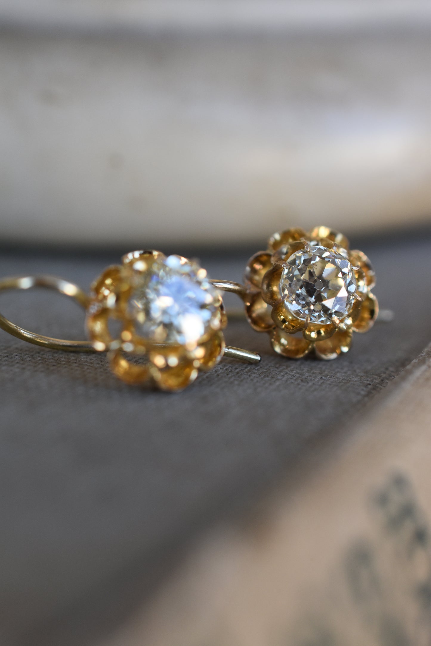1.00ct Antique 18ct Gold Buttercup Solitaire Diamond Earrings - Victorian Diamond Earrings