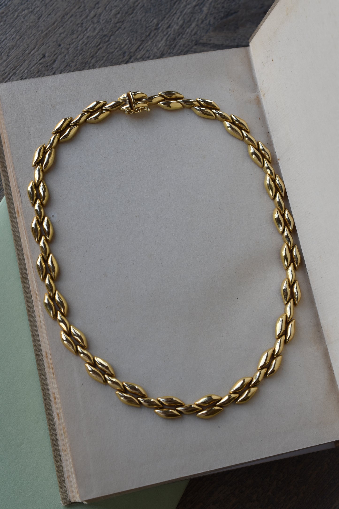 Vintage Italian Solid 18k Yellow Gold Necklace