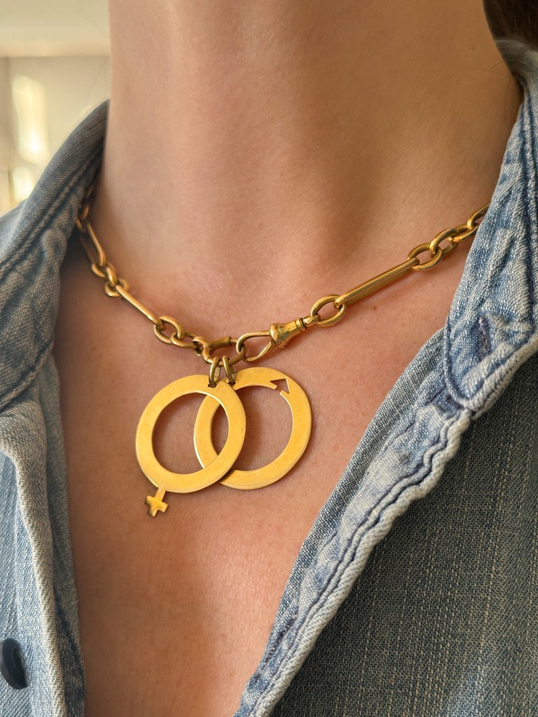 Arthus Bertrand 18k Yellow Gold Pendants – Female & Male Symbols, Openwork Circular Design