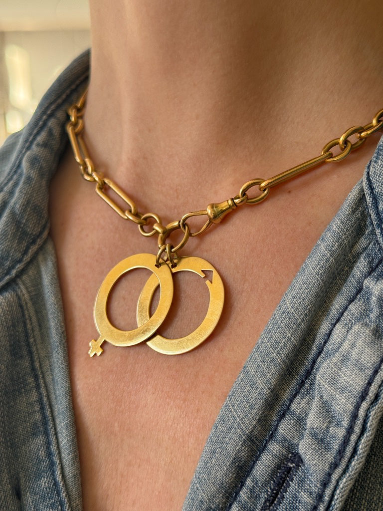 Arthus Bertrand 18k Yellow Gold Pendants – Female & Male Symbols, Openwork Circular Design