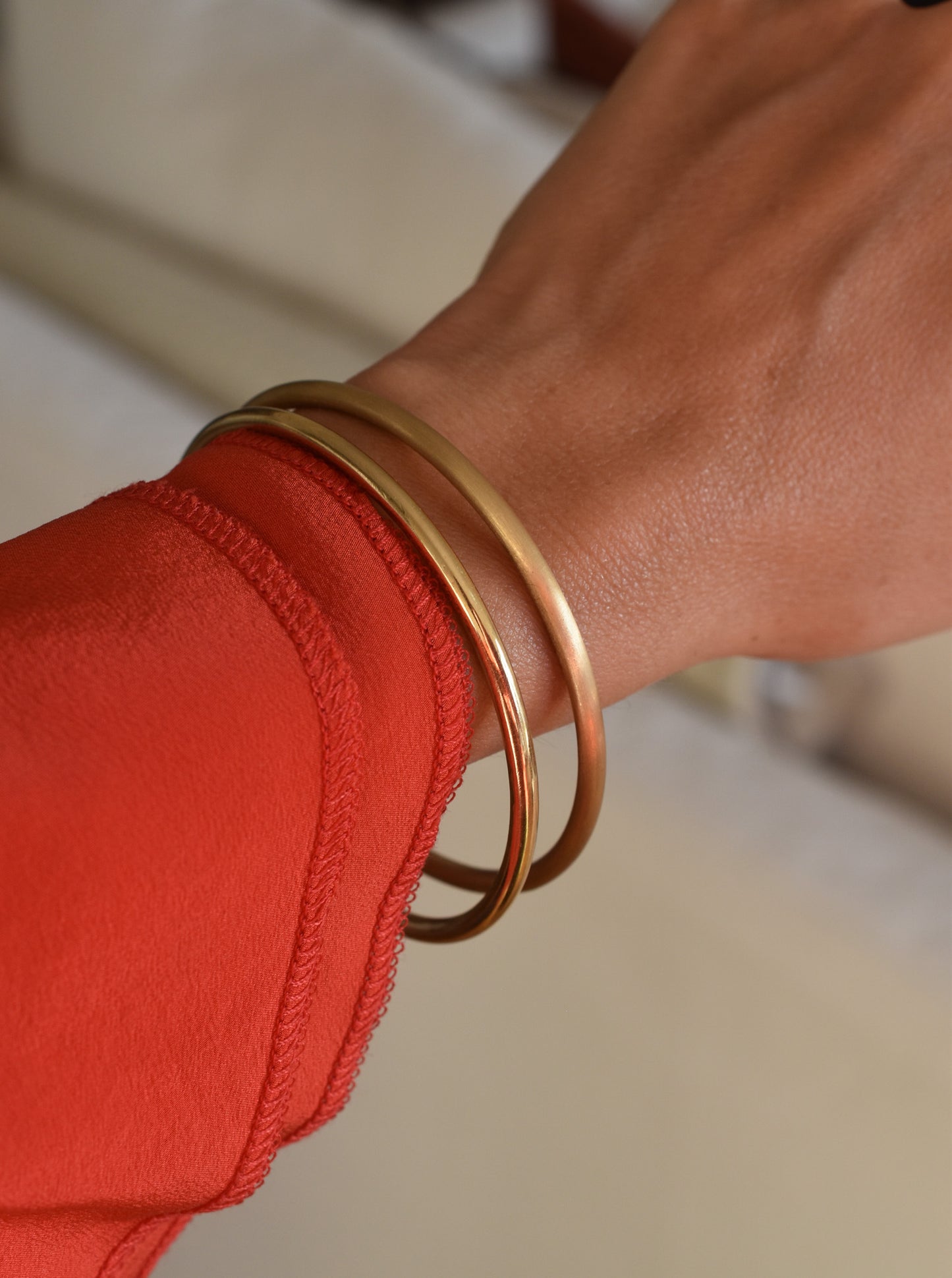 Classic Handmade Solid 18K Yellow Gold  Bangle (16 grams)