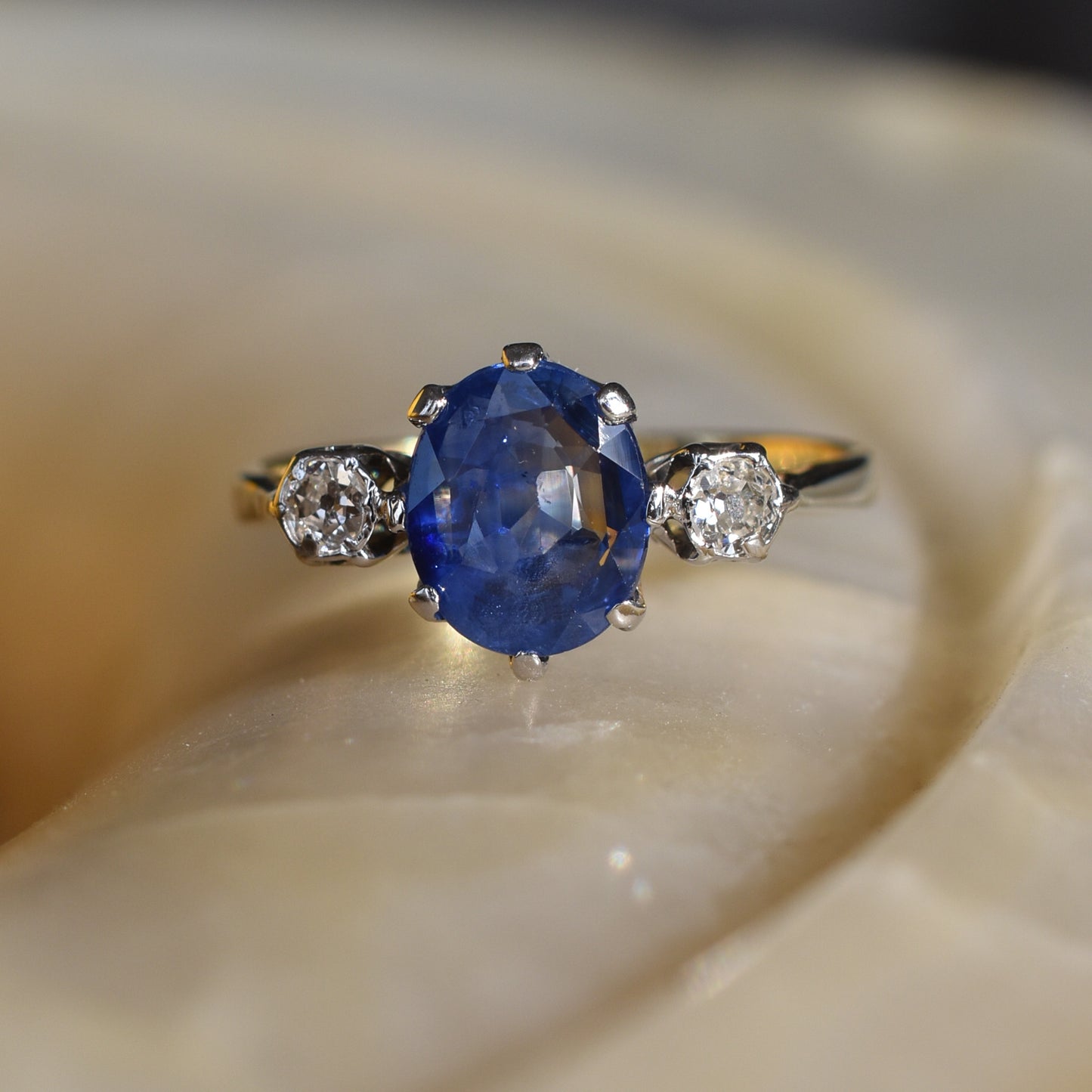 Antique 1.75ct Sapphire and Diamond Solitaire Engagement Ring in 18k Yellow Gold and Platinum
