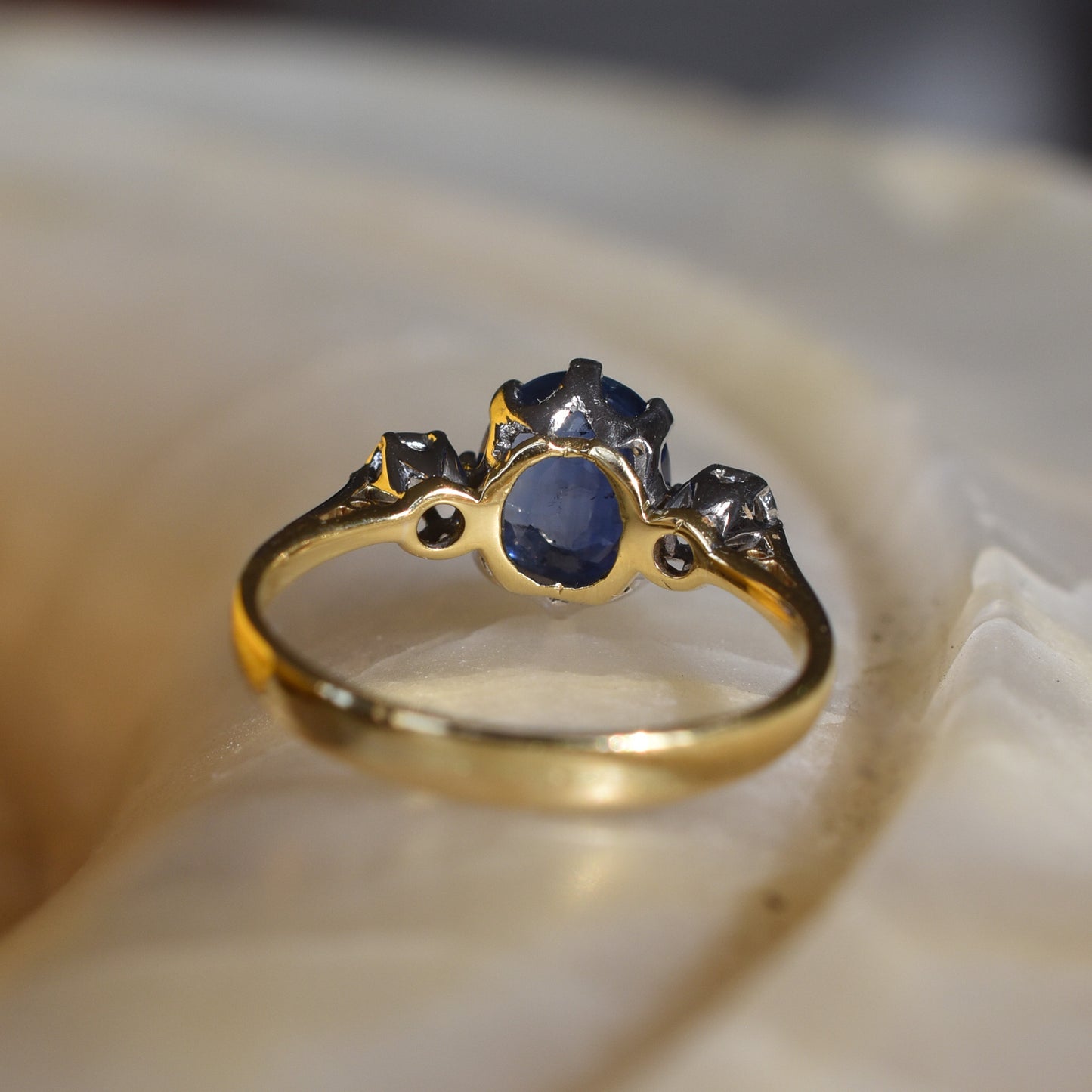 Antique 1.75ct Sapphire and Diamond Solitaire Engagement Ring in 18k Yellow Gold and Platinum
