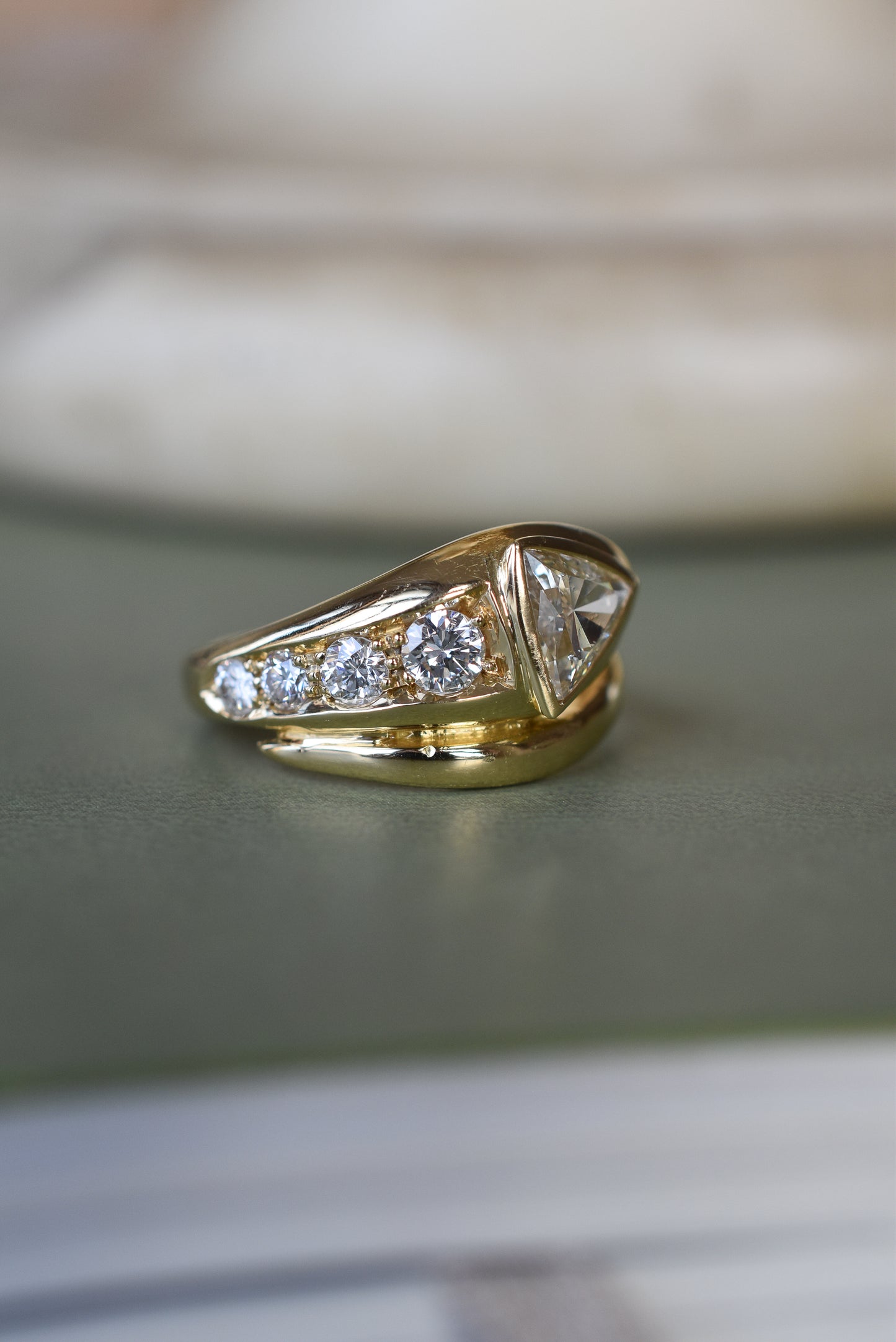 1.10ct Vintage Diamond Snake Ring in 18k Yellow Gold