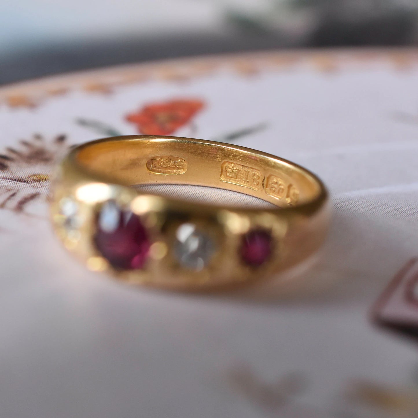 Antique Edwardian 18k Gold Ruby Diamond Five Stone " Gypsy" Ring