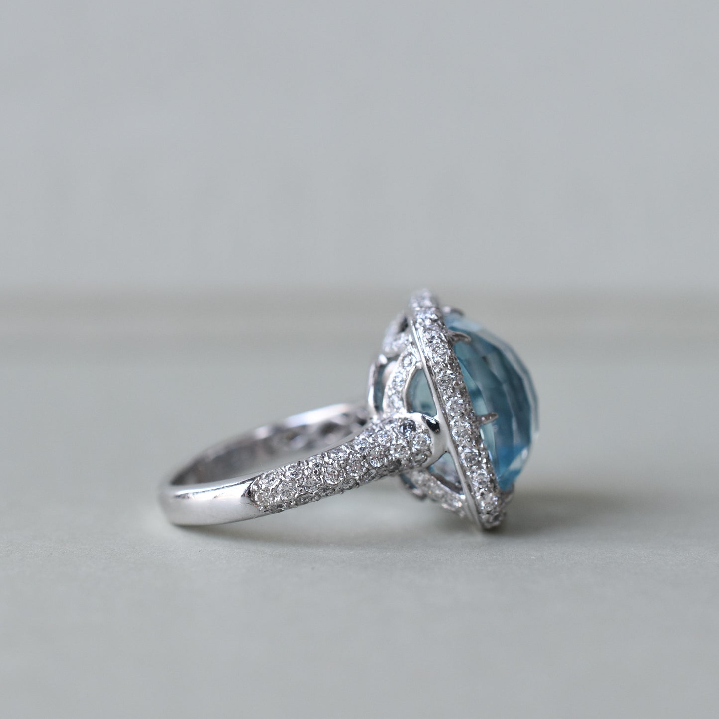 15ct Natural Topaz and Diamond 18k Gold Cocktail Ring