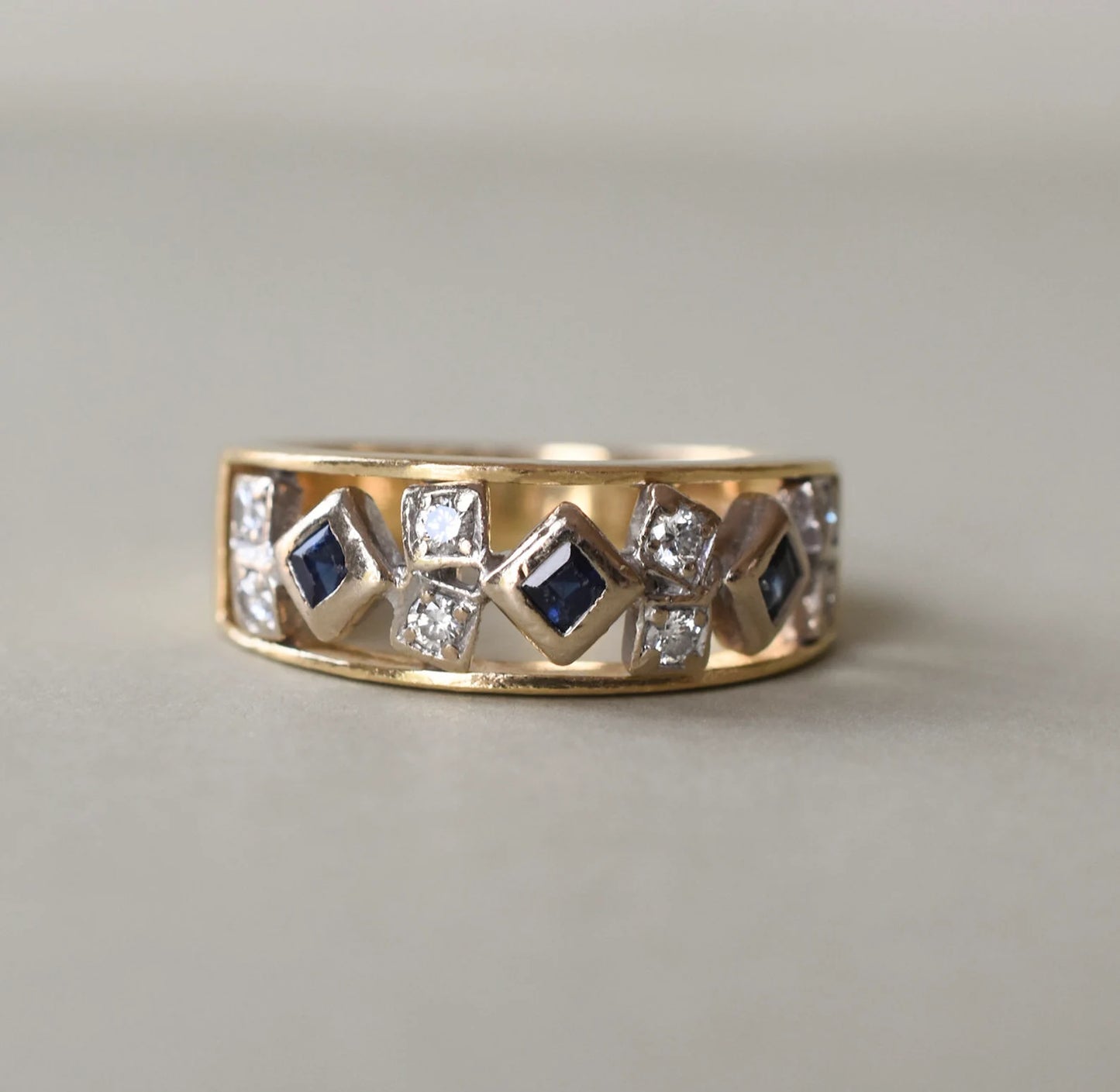 Vintage 18ct Gold Sapphire and Diamond Pinky Ring