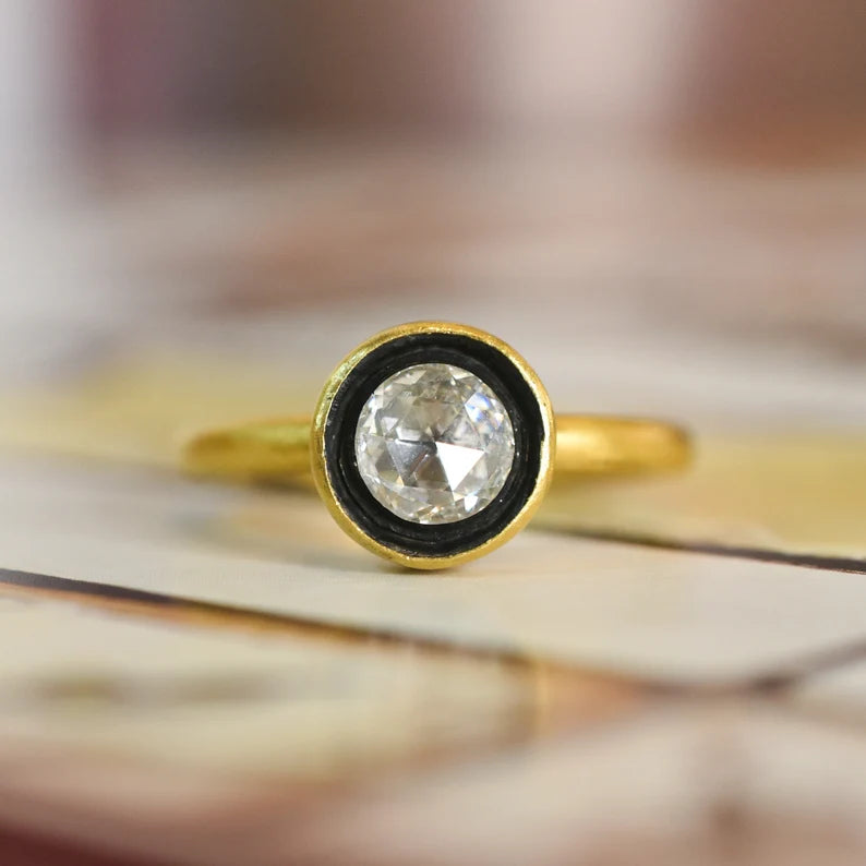 Estate 22k Gold Rose cut Diamond & Enamel Solitaire Engagement Ring