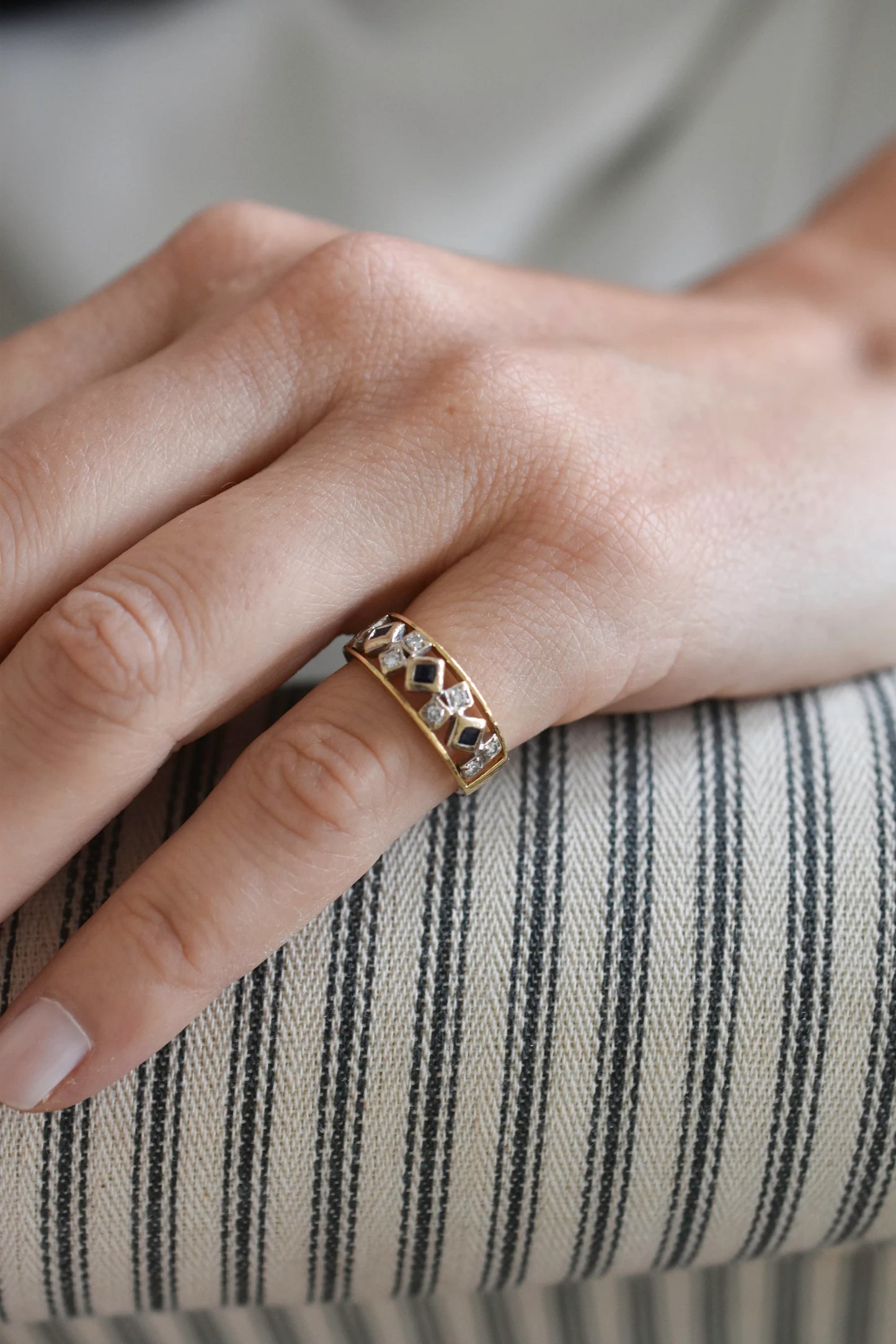 Vintage 18ct Gold Sapphire and Diamond Pinky Ring