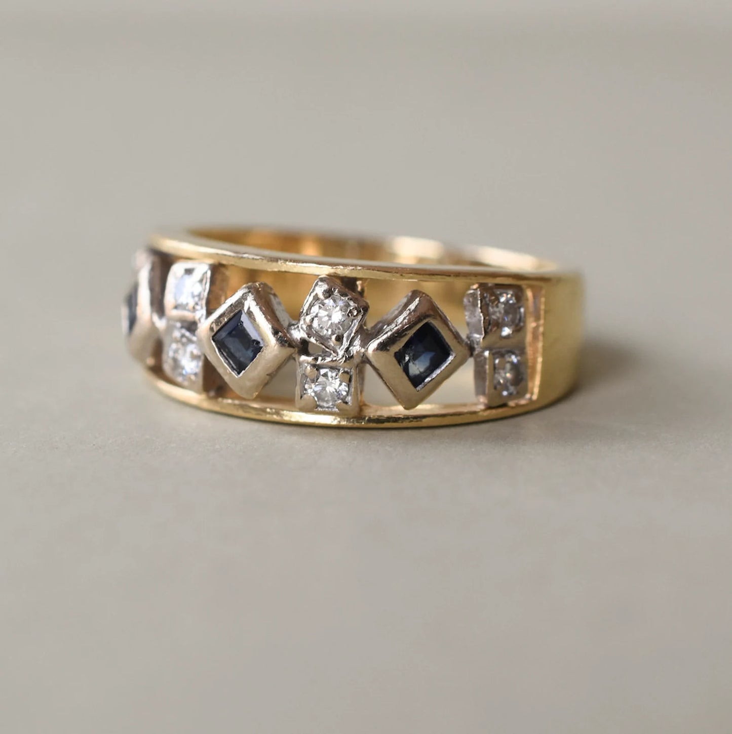 Vintage 18ct Gold Sapphire and Diamond Pinky Ring